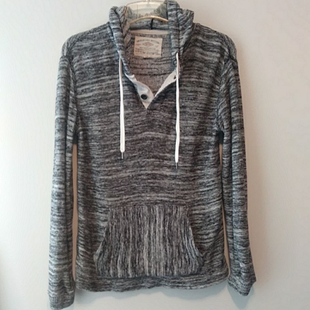 American Eagle Outfitters hooded sweater